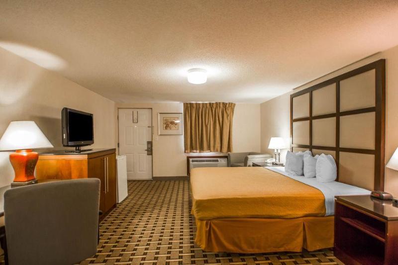 Motel 6 Hermiston Or Umatilla Экстерьер фото